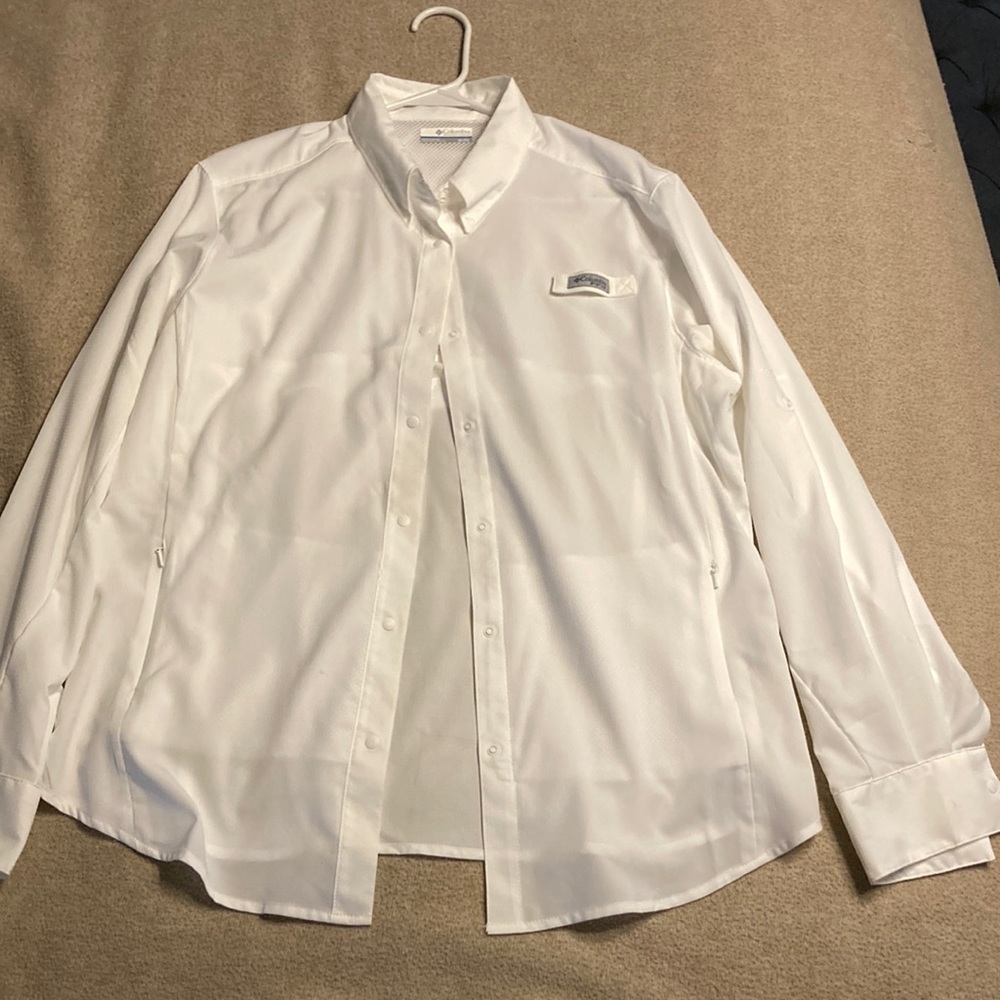 Columbia PFG white women’s shirt. XL